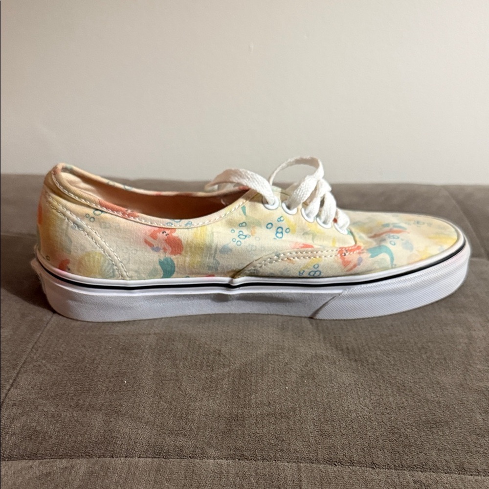 Vans X The Little Mermaid US Women’s 9 - Picture 4 of 7